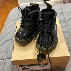 Black child dr. Martens